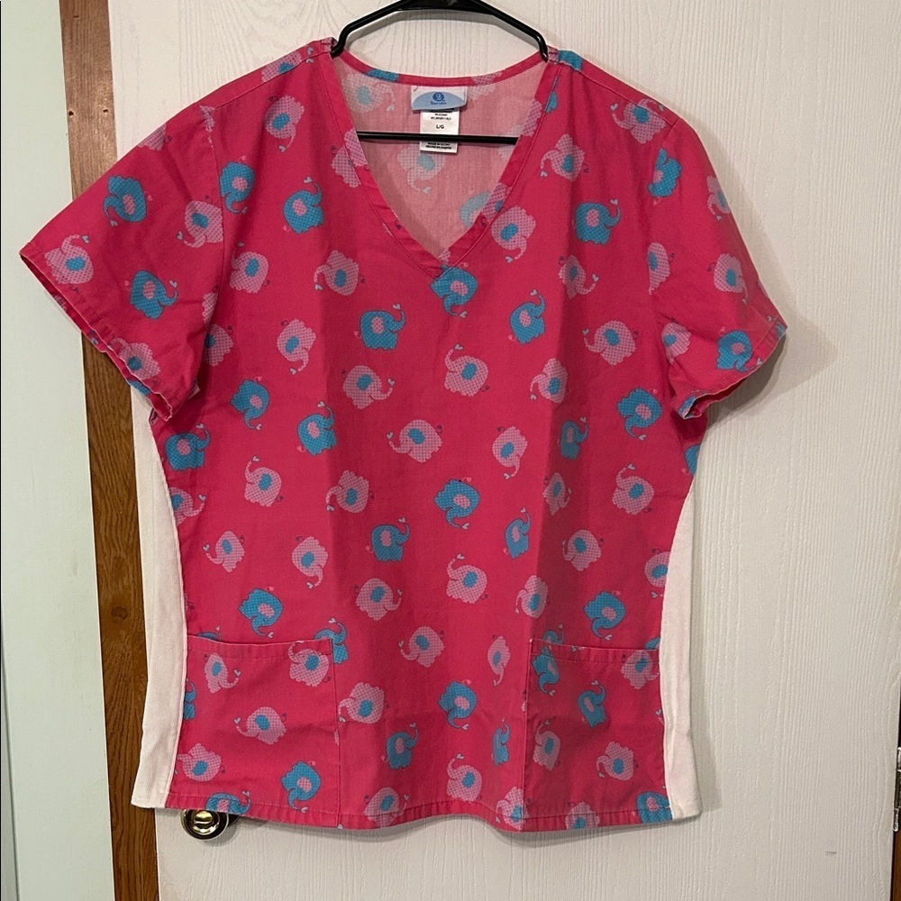 S B Scrubs Women's Pink Scrub Top With Pink & Blue Elephants Size Large